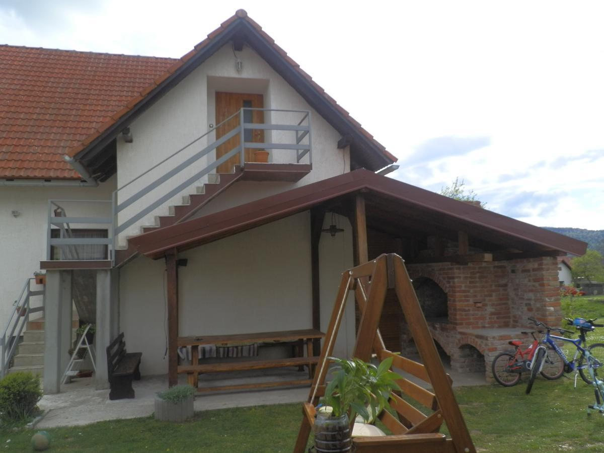 Saborsko Apartment Anna מראה חיצוני תמונה